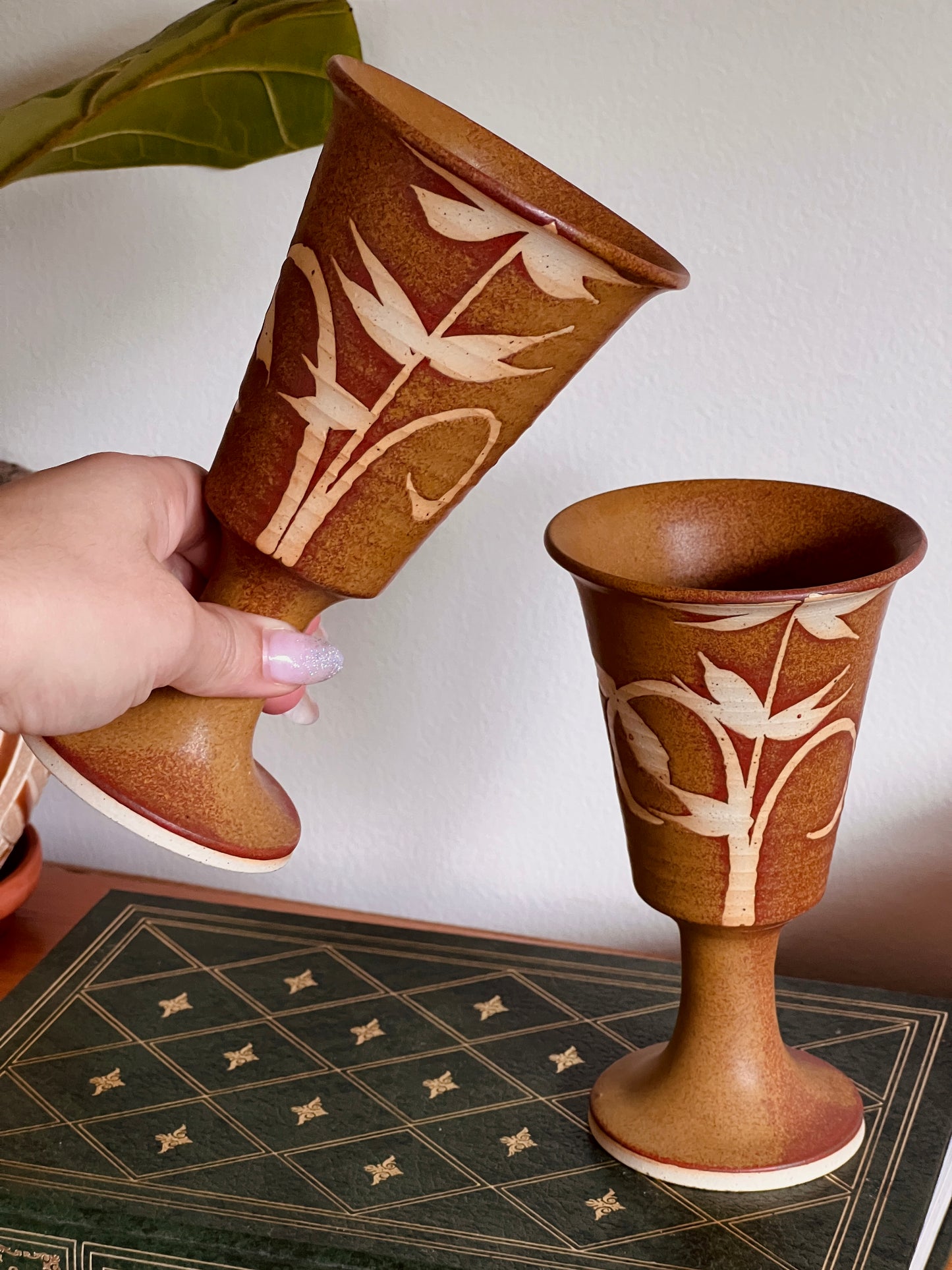 Flō Stoneware Goblet Set