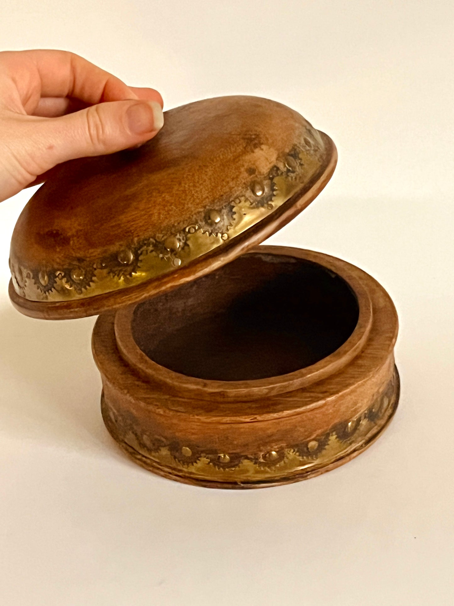 Tesoro Wood Trinket Box