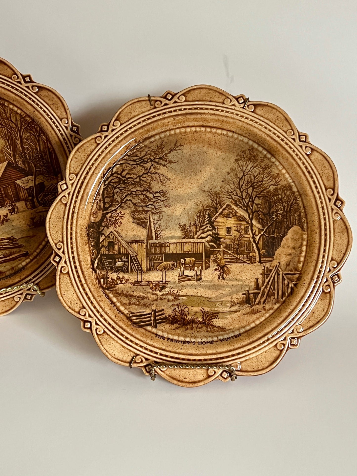 Inverno Vintage Art Plate Set