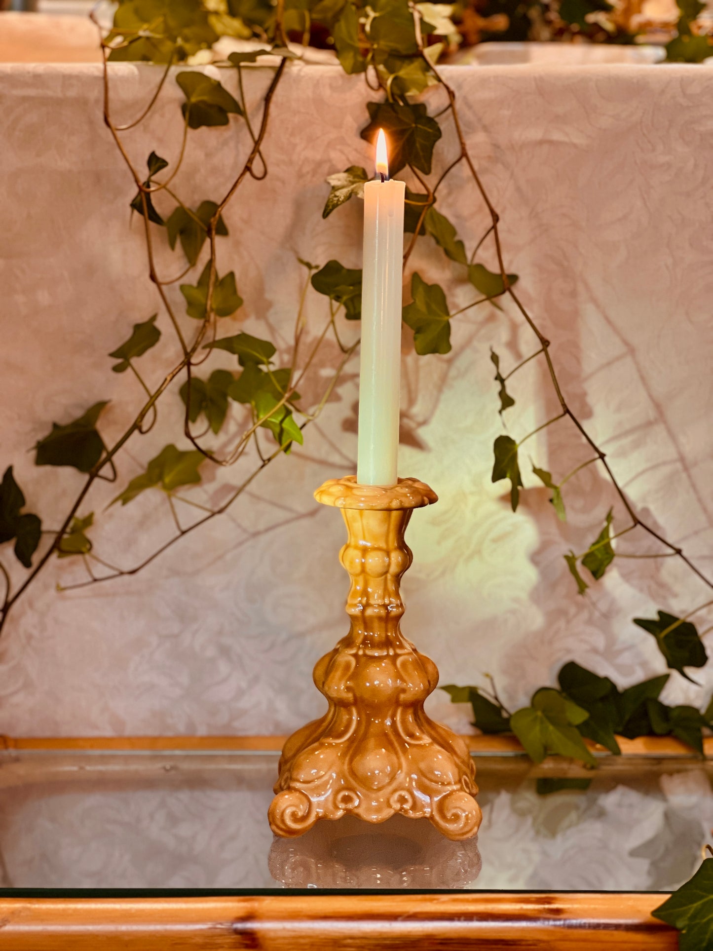 Aurelia Candle Stick