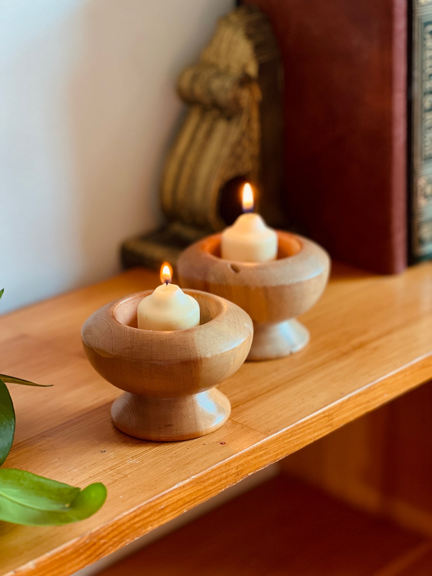 Pino Wood Candle Holder Set