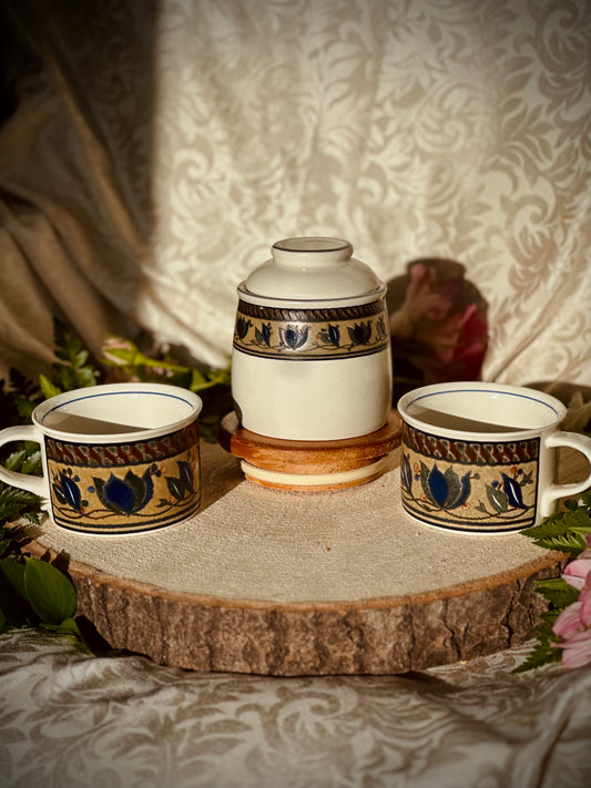 Anthízo Mugs & Sugar Holder Set